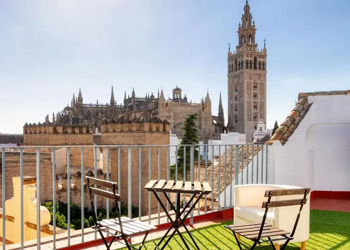 Alianza Giralda Sky View By Valcambre