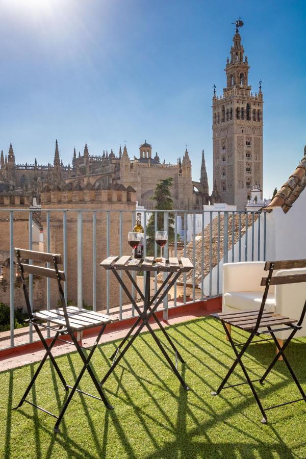 Alianza Giralda Sky View By Valcambre *
