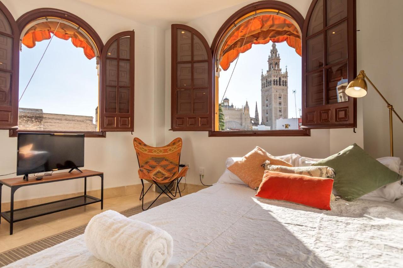 Alianza Giralda Sky View By Valcambre Appartement *